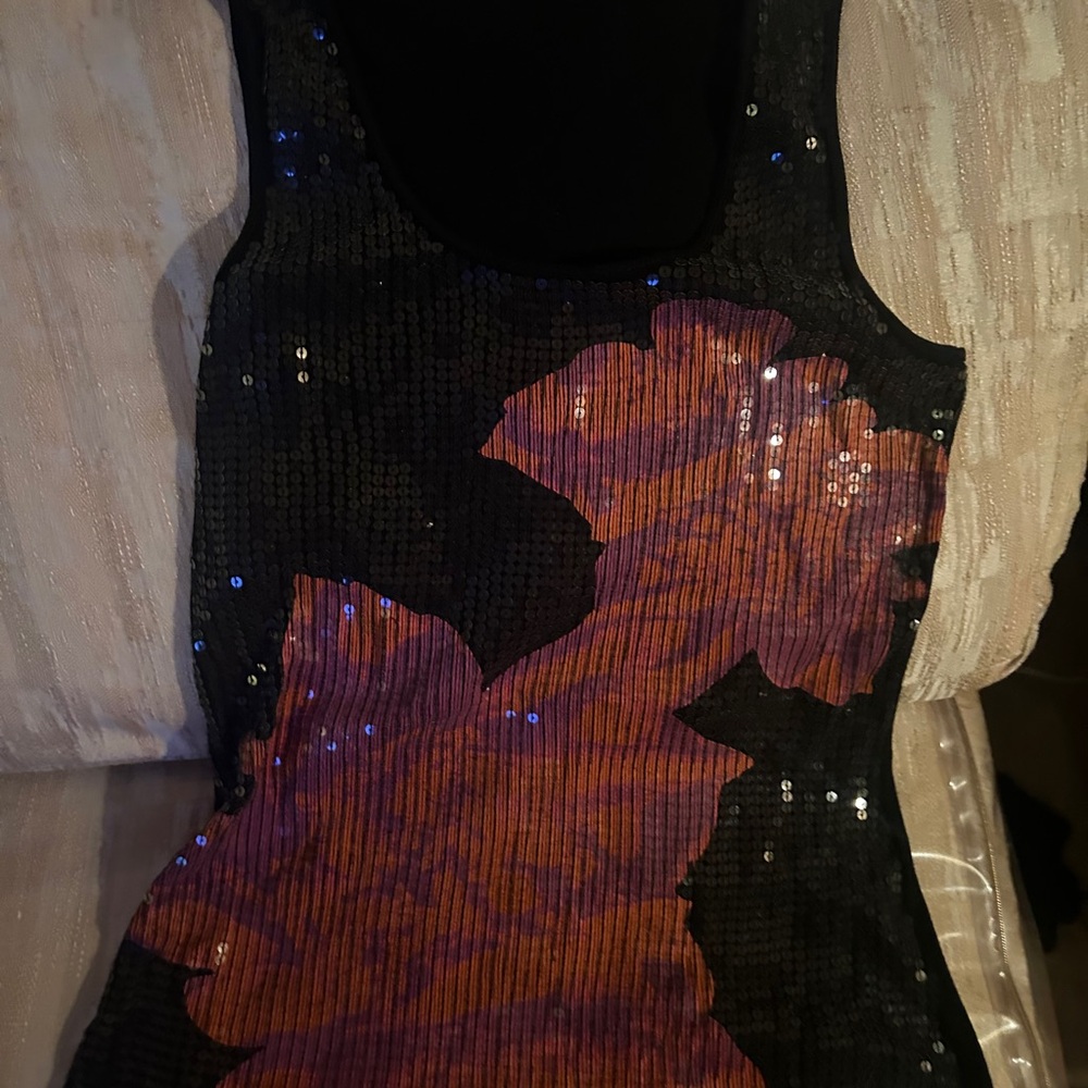 Express Sequence Tank Size Large With Flowers - image 3